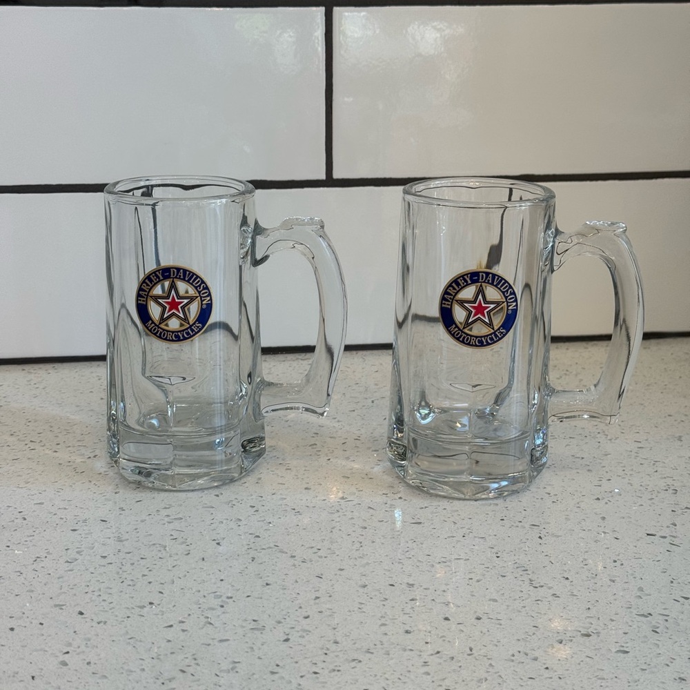 Harley-Davidson Star Logo Glass Mugs Set of 2 EUC